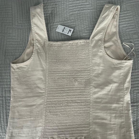 Express Linen Top - Picture 3 of 3